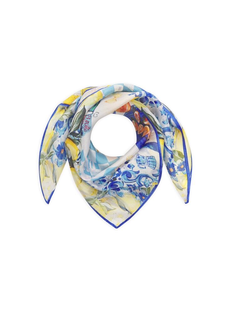 Tuch mit Zitronen-Motiven