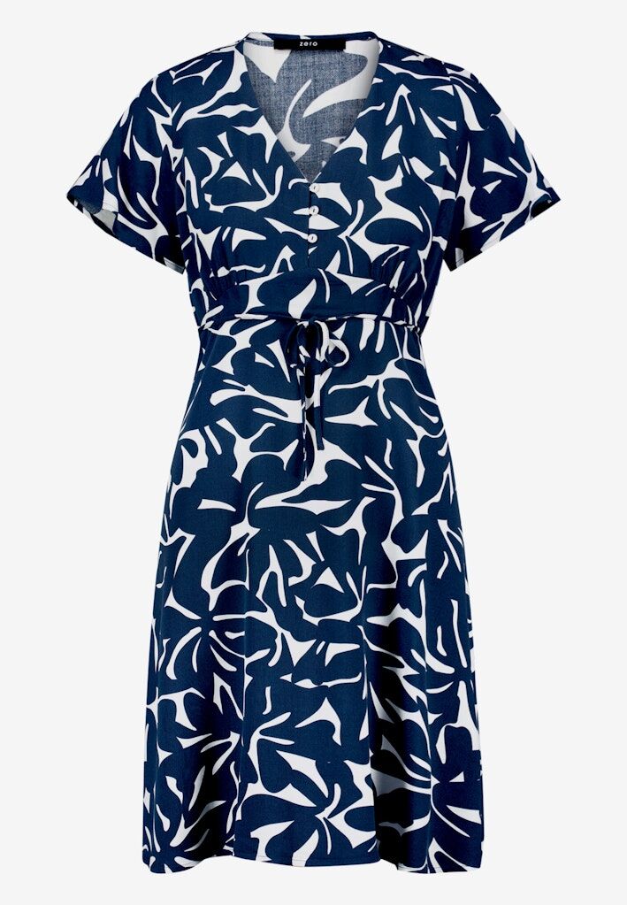 Minikleid mit Blumenmuster Minikleid mit Blumenmuster