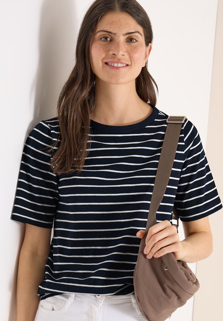 T-Shirt mit Boatneck und Streifen T-Shirt mit Boatneck und Streifen