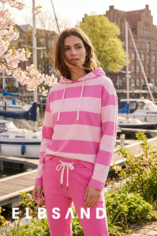 So kombinierst du Rosa im Alltag