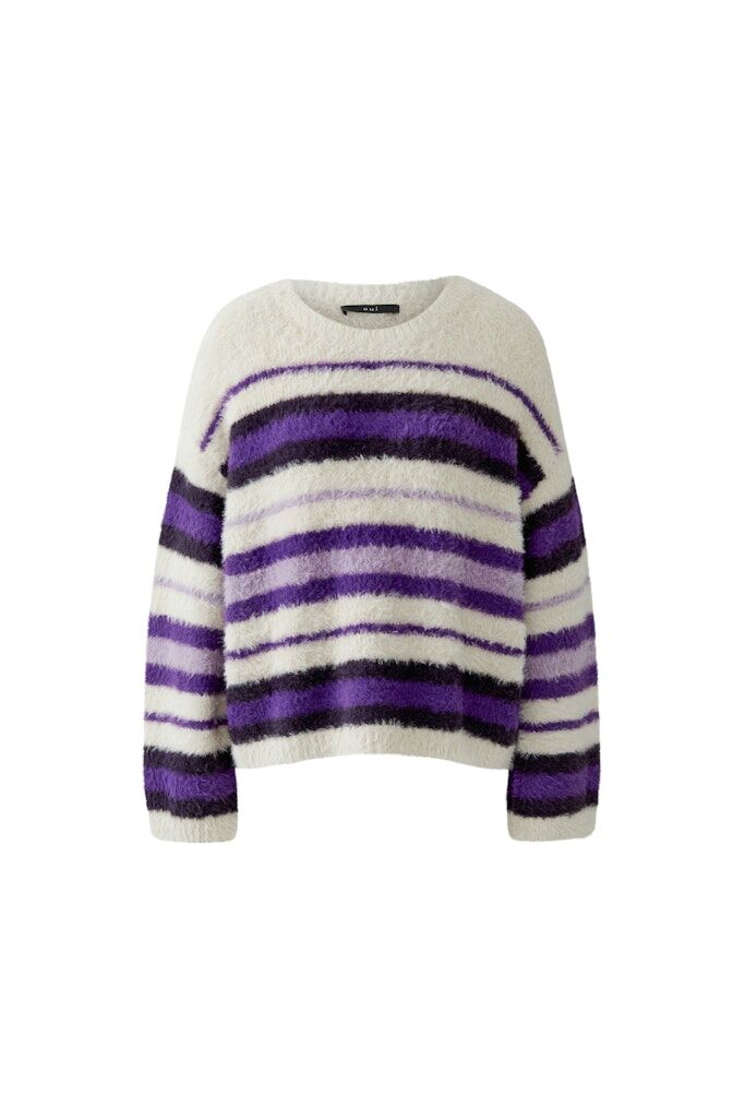 Pullover mit Steifen