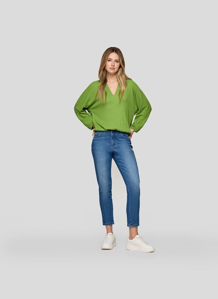Shirt mit V-Ausschnitt Shirt mit V-Ausschnitt