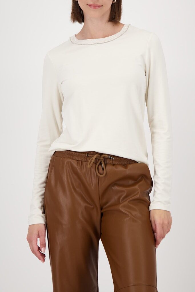 Leichter Pullover Leichter Pullover