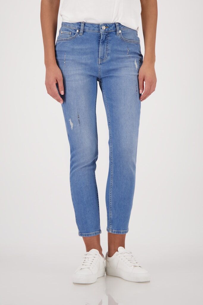 Jeans mit "Strasssteinen" Jeans mit "Strasssteinen"