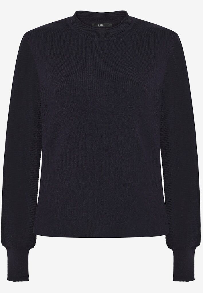 Pullover mit hohem Kragen Pullover mit hohem Kragen