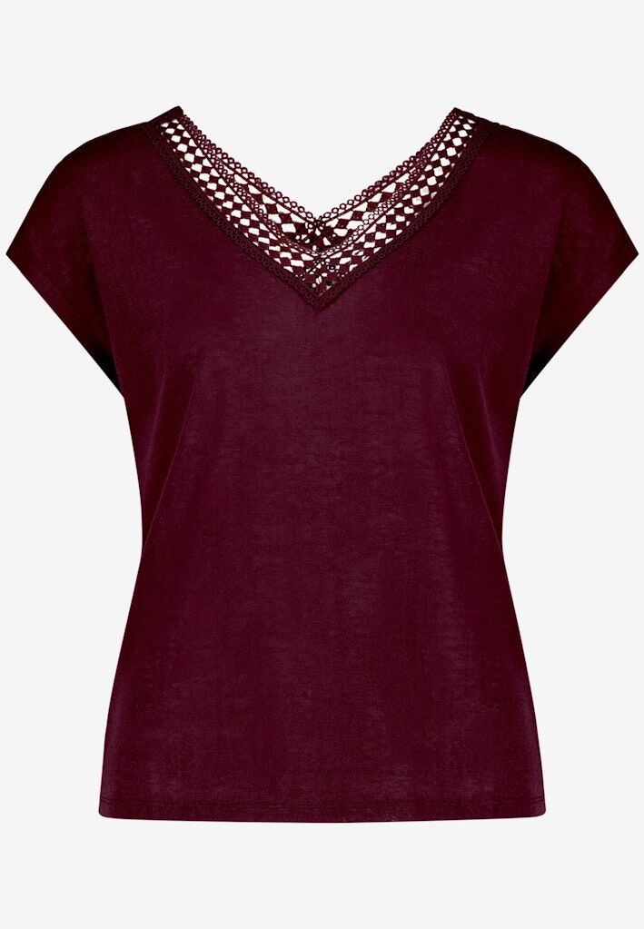 T-Shirt mit Spitze T-Shirt mit Spitze